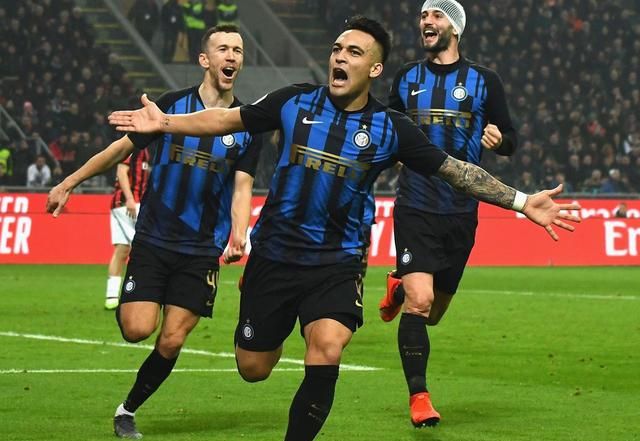 官方：中央海岸水手前锋米卡埃尔租借加盟巴乙蓬塔罗格萨铁路（官方：米卡埃尔自中央海岸水手租借加盟巴乙蓬塔格罗萨铁路）