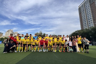 前英超名将佩特雷斯库患神秘疾病暴瘦30公斤尝试中药治疗（英超昔日名将佩特雷斯库罹不明疾病，骤瘦30公斤求助中医治疗）